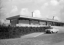 841475 Gezicht op het N.S.-station Hardinxveld-Giessendam te Hardinxveld-Giessendam.
